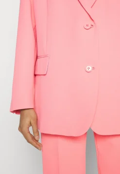 Chou - Manteau Court|MAX&Co. Clearance