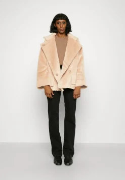 Coat - Manteau Court|RAMUNE PIEKAUTAITE Flash Sale