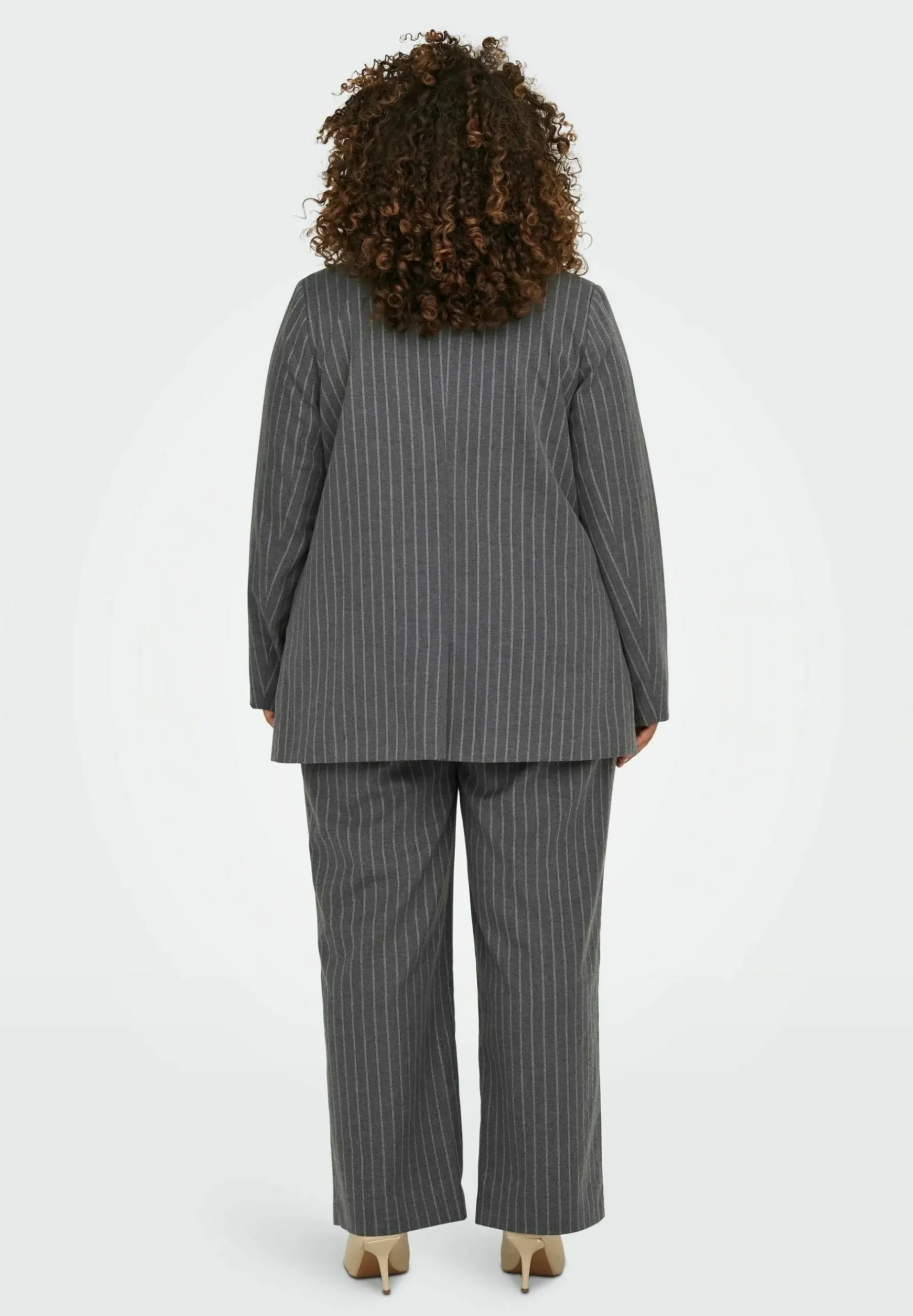 Curvy Klassischer - Manteau Court|ONLY Carmakoma Shop