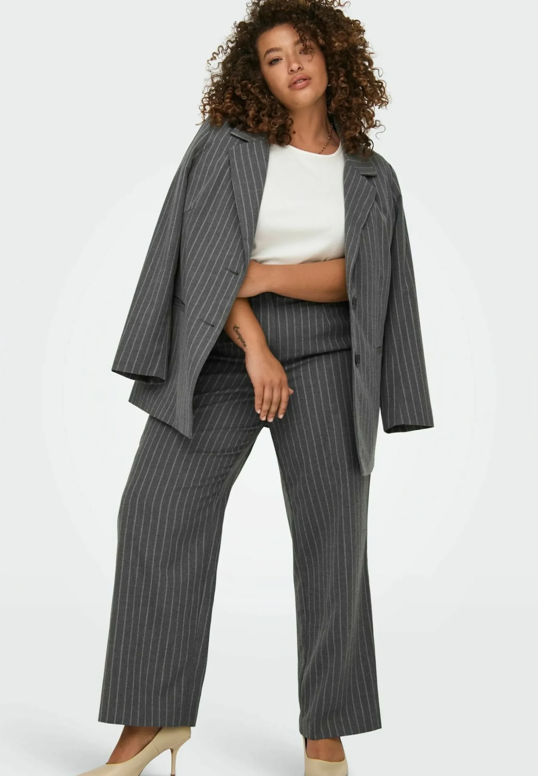 Curvy Klassischer - Manteau Court|ONLY Carmakoma Shop