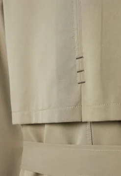 Flowing Lined - Trench|Stradivarius Cheap