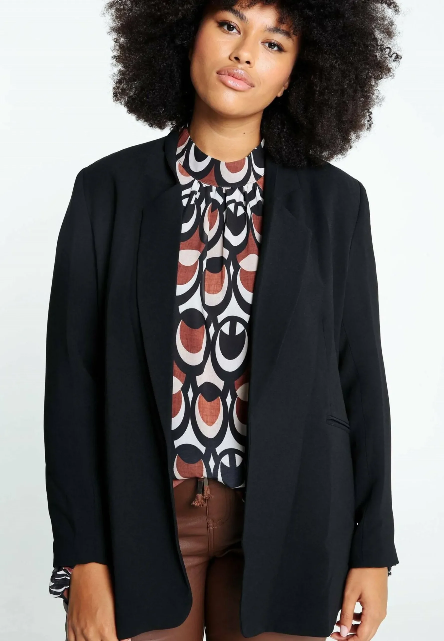 Halblanger, Unifarbener Mit Revers - Manteau Court|Paprika Shop