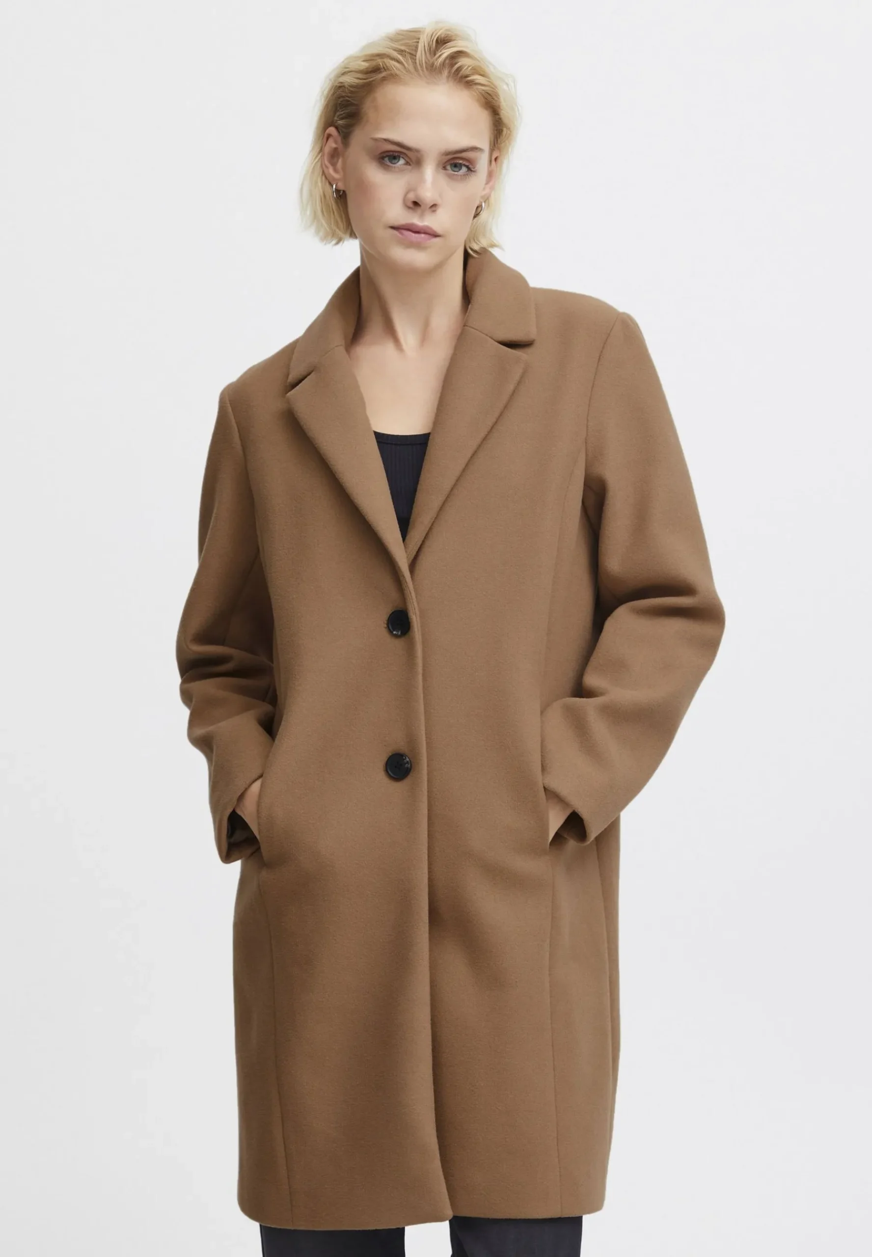 Ihjannet - Manteau Court|ICHI Online