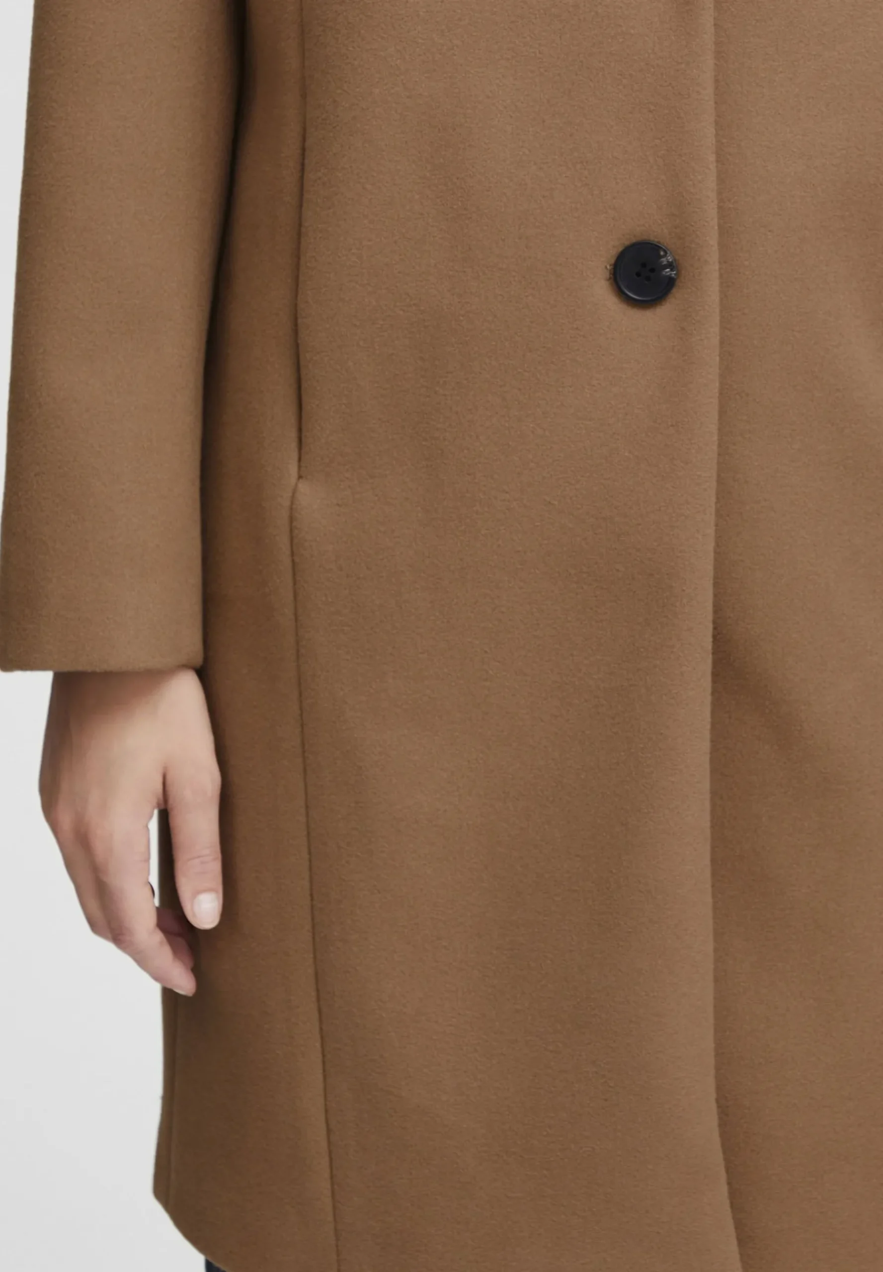 Ihjannet - Manteau Court|ICHI Online