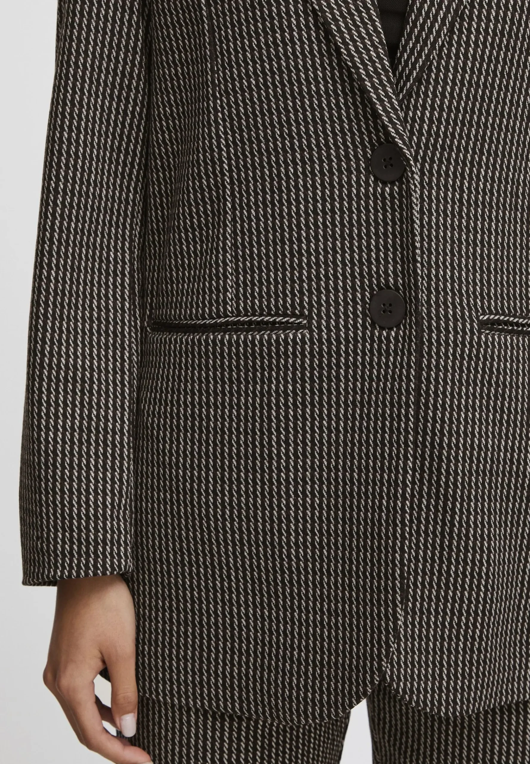 Ihkate Structure - Manteau Court|ICHI Fashion