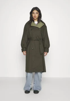 Jacket Trek - Trench|Desigual Online