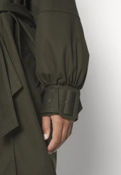 Jacket Trek - Trench|Desigual Online