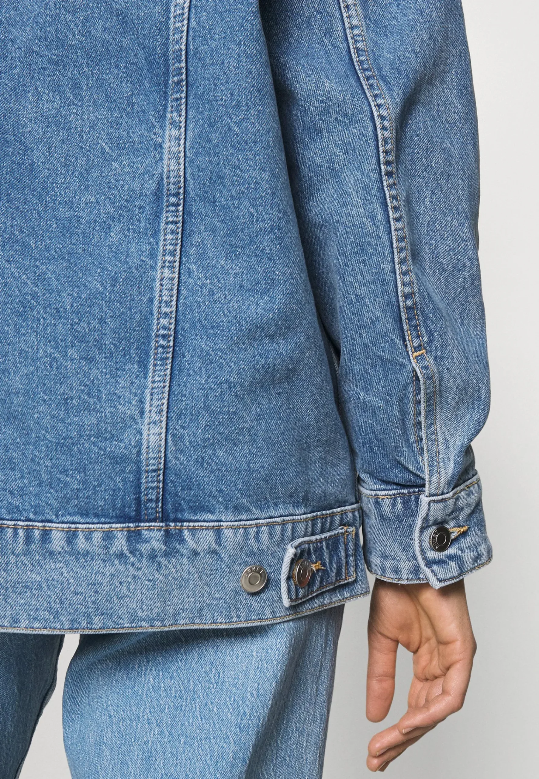 Manteau Court|ARKET Fashion