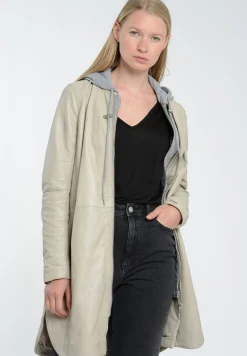 Manteau Court|Maze Sale