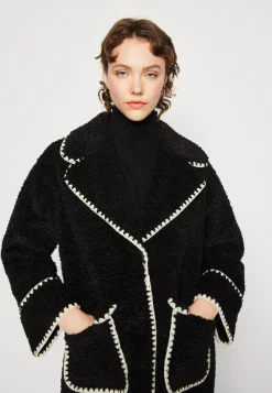 Objshiren Coat - Manteau Court|Object Clearance