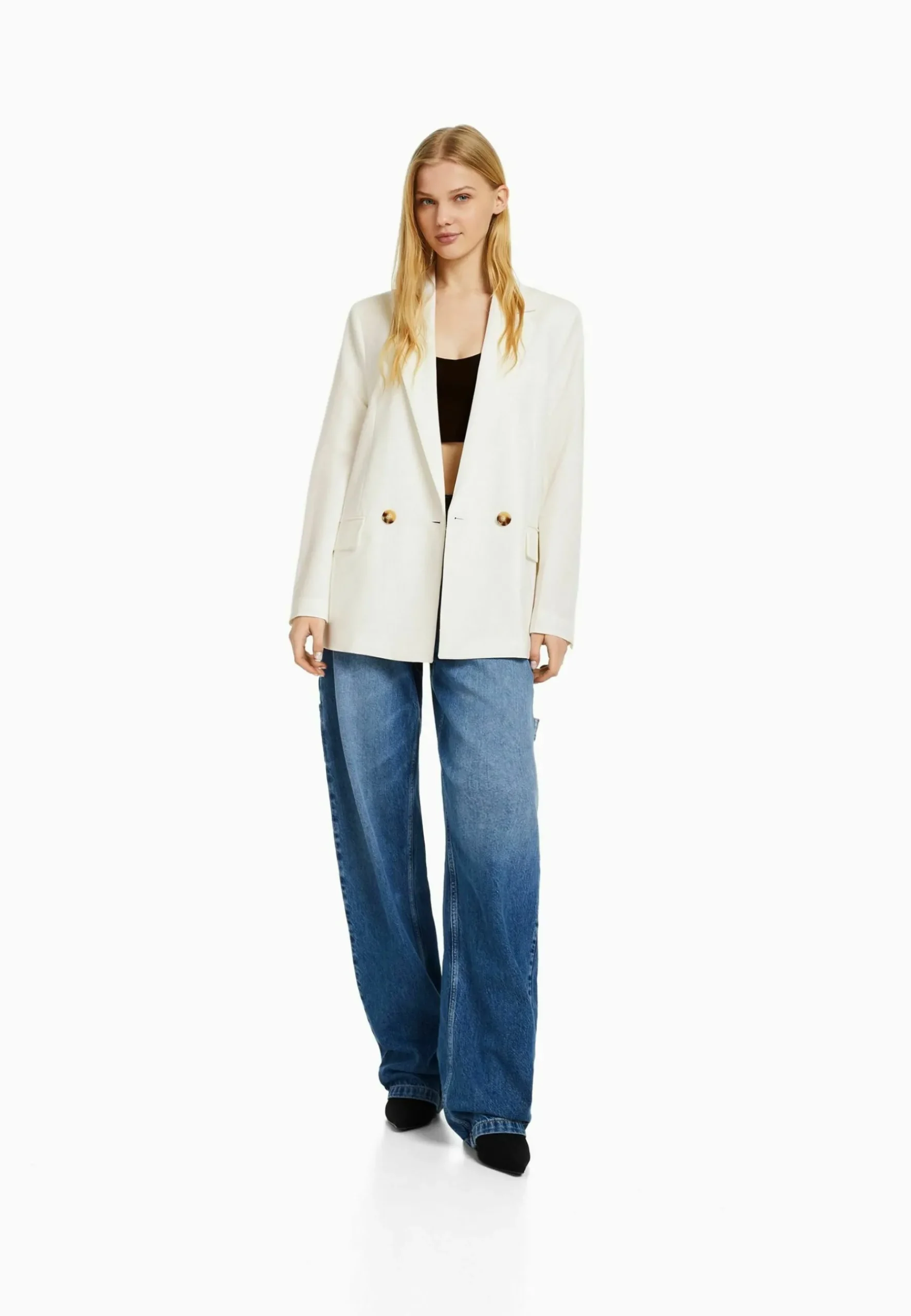 RegularFit Tailored - Feminine-Cut Double-Breasted - Manteau Court|Bershka Clearance