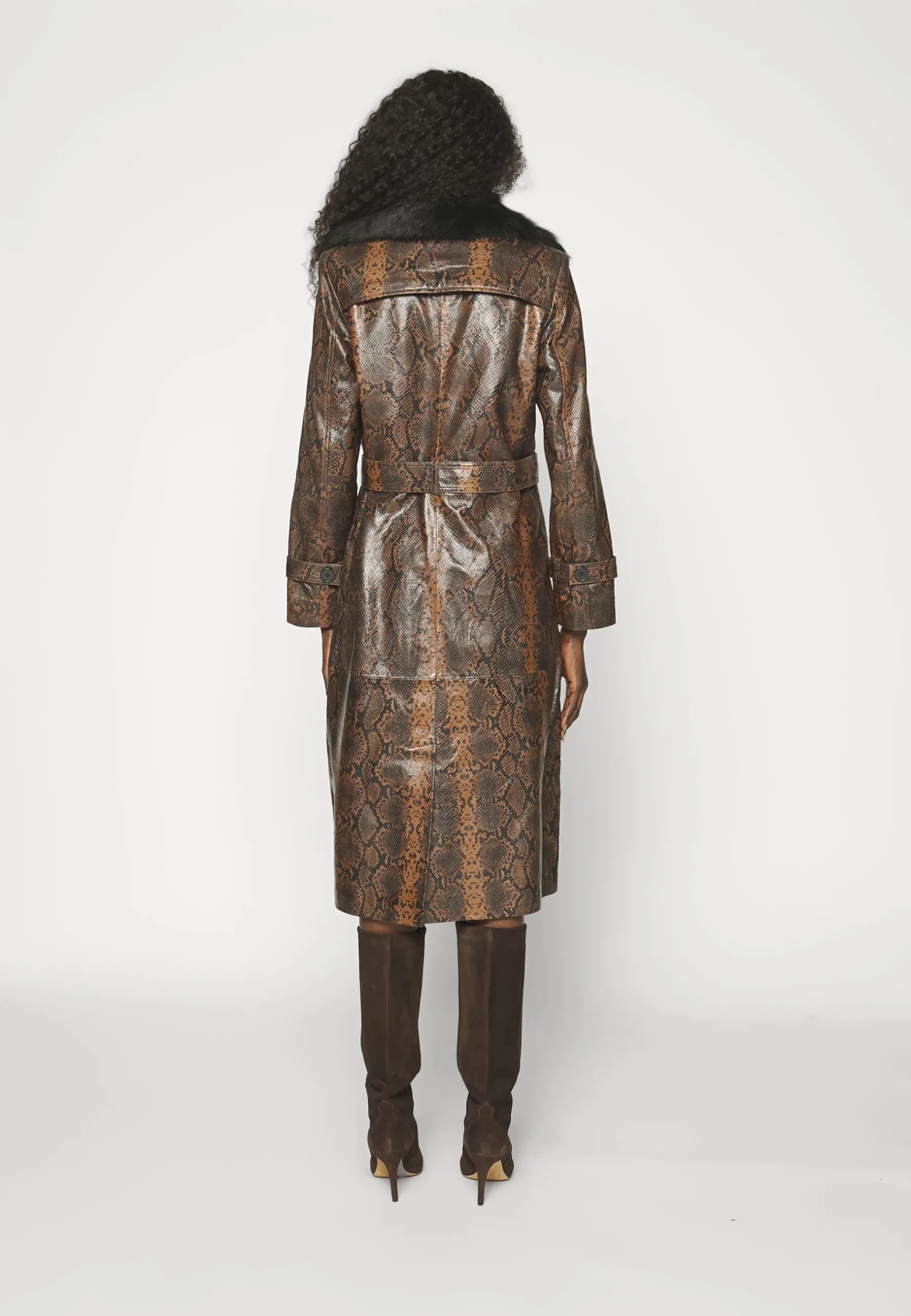 Trench With Toscana Shearling Collar - Trench|STUDIO ID Online